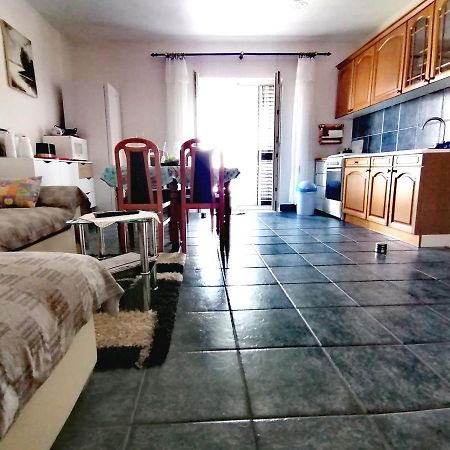 Apartman Canaki Splitska Exterior foto